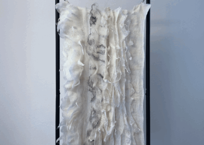 Nunovilten, extra fijne wol op zijde met zwarte bananenvezel