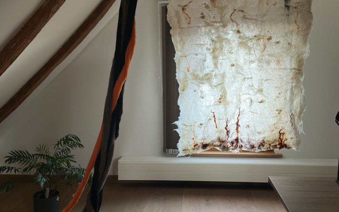 Transparant gevilt doek, wol. Serie: Doorlicht